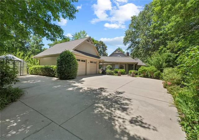 Photo 2 of Single family home for sale at 12 Terra Tr Way, Travelers Rest, SC 29690 | MLS# 20299946 | Listing updated on 2026-09-09