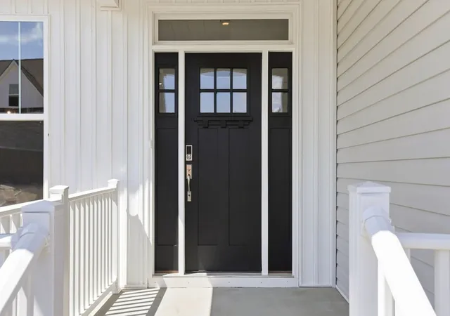 Photo 3 of Single family home for sale at 701 Hidden Crk Ct, Seneca, SC 29678 | MLS# 20300033 | Listing updated on 2026-09-18