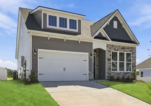 Photo 2 of Single family home for sale at 114 Higbie Dr, Piedmont, SC 29673 | MLS# 20300057 | Listing updated on 2026-10-25