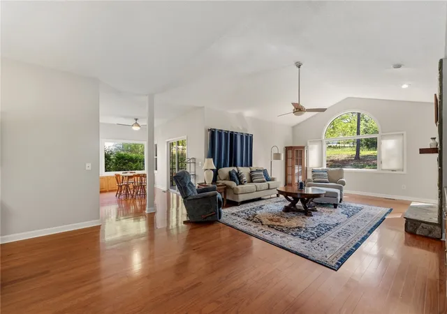 Photo 4 of Single family home for sale at 3607 Rocky Crk Dr, Seneca, SC 29678 | MLS# 20299977 | Listing updated on 2026-09-11