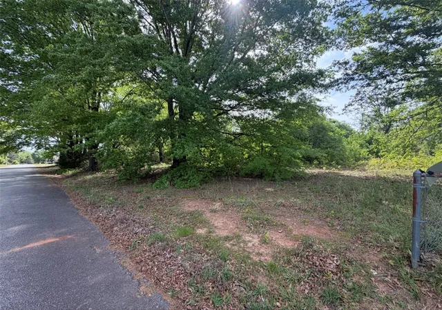 Photo 2 of Sale Pending at 102 Sioux St, Laurens, SC 29360 | MLS# 20300301 | Listing updated on 2026-09-12