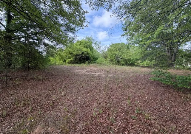 Photo 3 of Sale Pending at 102 Sioux St, Laurens, SC 29360 | MLS# 20300301 | Listing updated on 2026-09-12