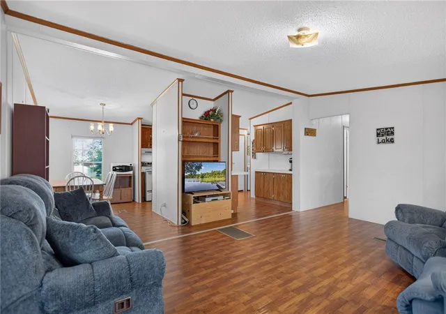 Photo 4 of Manufactured home for sale at 213 Bonner Rd, Mountain Rest, SC 29664 | MLS# 20300489 | Listing updated on 2026-10-09