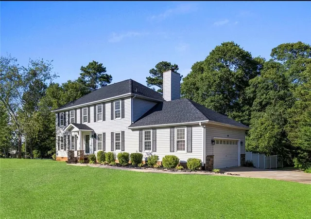 Photo 2 of Single family home for sale at 612 Walnut Way, Anderson, SC 29626 | MLS# 20300747 | Listing updated on 2026-09-13