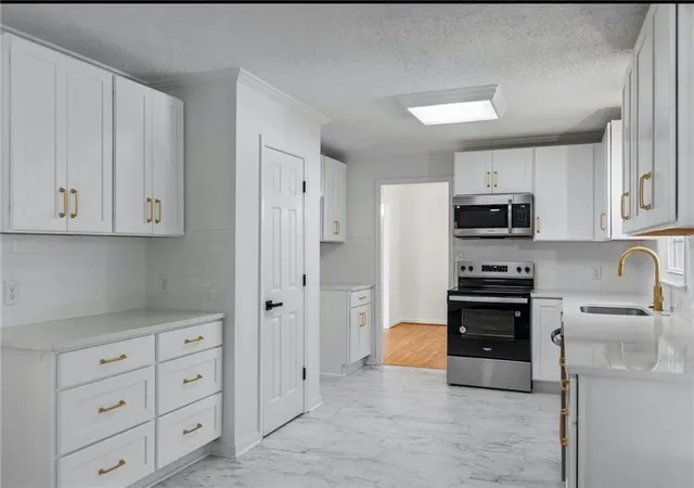 Photo 3 of Single family home for sale at 612 Walnut Way, Anderson, SC 29626 | MLS# 20300747 | Listing updated on 2026-09-13