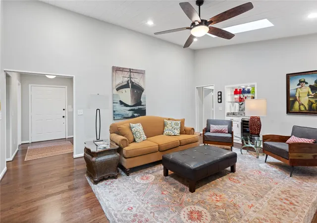 Photo 3 of Single family home for sale at 5 High Tide Ct, Salem, SC 29676 | MLS# 20300700 | Listing updated on 2026-09-08