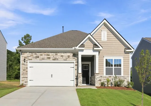 Photo 1 of Single family home for sale at 1609 Castlen Ct, Piedmont, SC 29673 | MLS# 20300799 | Listing updated on 2026-09-18