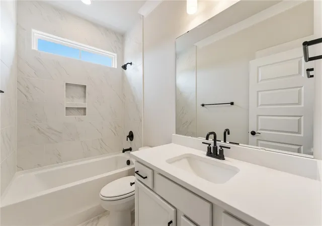 Photo 3 of Single family home for sale at 310 Bluestem Ct, Anderson, SC 29621 | MLS# 20300844 | Listing updated on 2026-10-23