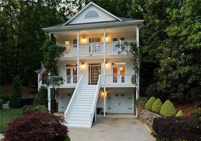 Photo 3 of Single family home for sale at 1104 Chickasaw Dr, Westminster, SC 29693 | MLS# 20300853 | Listing updated on 2026-09-16