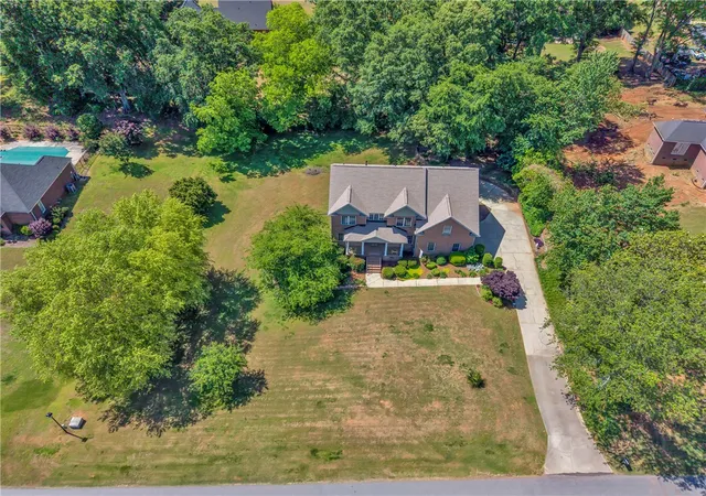 Photo 3 of Single family home for sale at 406 Hopewell Ridge, Anderson, SC 29621 | MLS# 20300958 | Listing updated on 2026-09-14