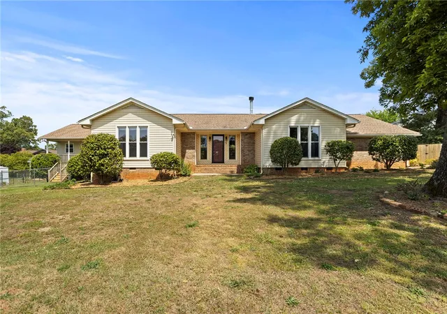 Photo 1 of Single family home for sale at 1011 Sierra Dr, Easley, SC 29642 | MLS# 20300467 | Listing updated on 2026-09-06