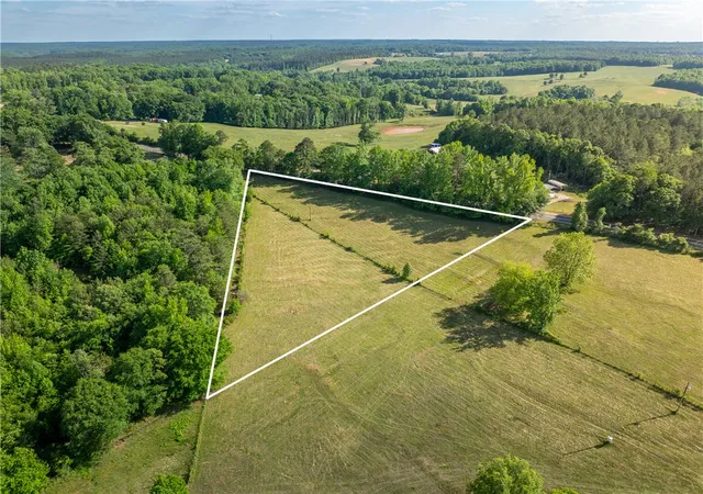 Photo 2 of Sale Pending at 1610 Cannon Btm Rd #Lot 3, Belton, SC 29627 | MLS# 20301169 | Listing updated on 2026-08-31