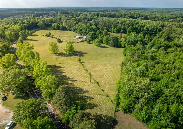 Photo 3 of Sale Pending at 1610 Cannon Btm Rd #Lot 3, Belton, SC 29627 | MLS# 20301169 | Listing updated on 2026-08-31