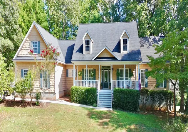 Photo 1 of Single family home for sale at 621 Chickasaw Dr, Westminster, SC 29693 | MLS# 20301093 | Listing updated on 2026-10-02