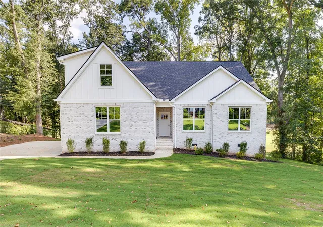 Photo 1 of Sale Pending at 513 Quail Holw, Anderson, SC 29621 | MLS# 20300538 | Listing updated on 2026-09-20