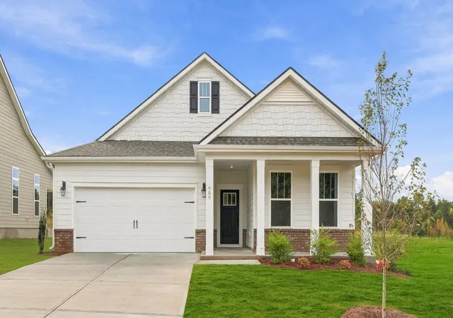 Photo 1 of Single family home for sale at 909 Valegro Dr, Anderson, SC 29621 | MLS# 20301464 | Listing updated on 2026-10-16