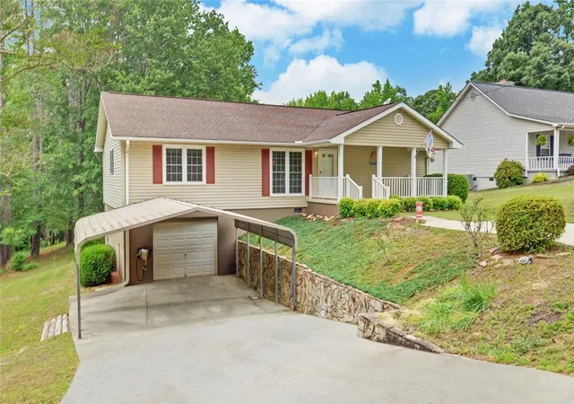 Photo 1 of Single family home for sale at 157 Nelle Dr, Hartwell, GA 30643 | MLS# 20301355 | Listing updated on 2026-09-10