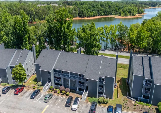 Listing Photo 4 - Condo for sale in building located at 203 Northlake Dr, Anderson, SC 29625