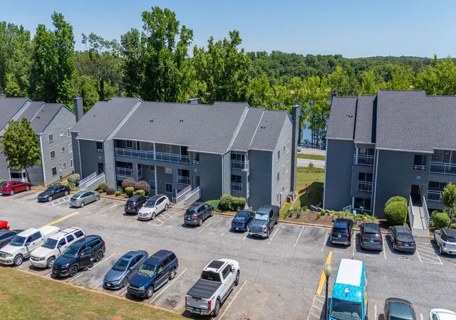 Listing Photo 5 - Condo for sale in building located at 203 Northlake Dr, Anderson, SC 29625