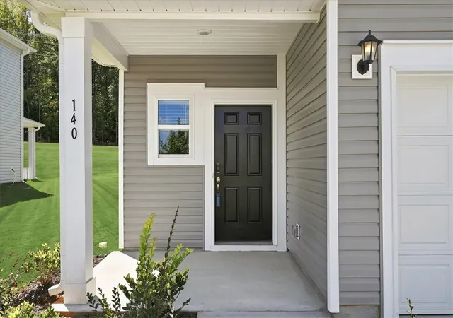 Photo 3 of Single family home for sale at 140 Bechler Dr, Gray Court, SC 29645 | MLS# 20300995 | Listing updated on 2026-09-16