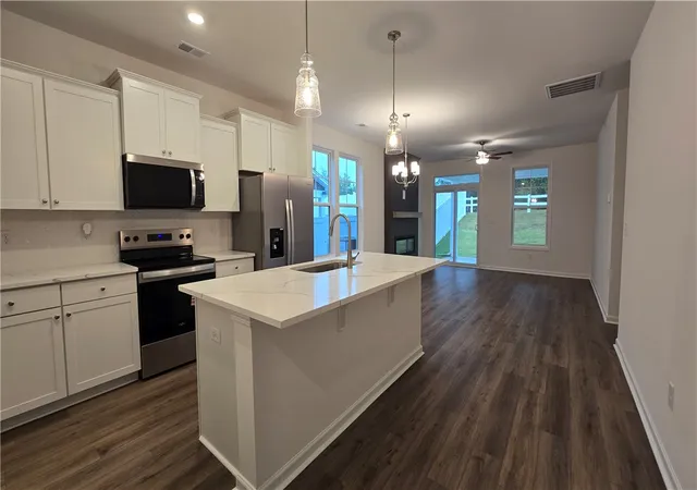 Photo 2 of Single family home for sale at 50 Halsey St, Central, SC 29630 | MLS# 20302060 | Listing updated on 2026-10-16