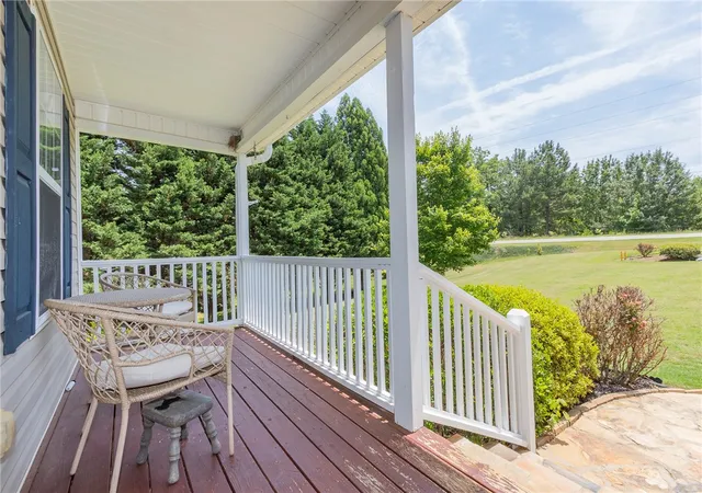 Photo 3 of Single family home for sale at 861 N Old Pendleton Rd, Liberty, SC 29657 | MLS# 20301883 | Listing updated on 2026-09-15