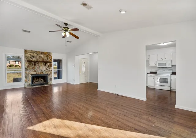 Photo 4 of Sale Pending at 2305 Millgate Rd, Anderson, SC 29621 | MLS# 20302422 | Listing updated on 2026-10-14