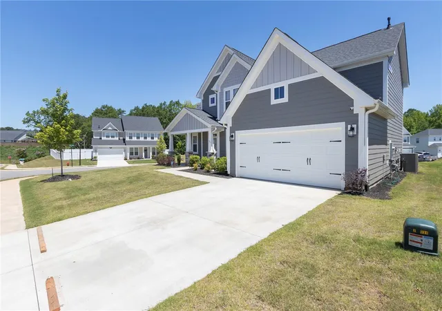 Photo 3 of Single family home for sale at 607 Wh Kay Ln, Anderson, SC 29621 | MLS# 20302479 | Listing updated on 2026-09-05