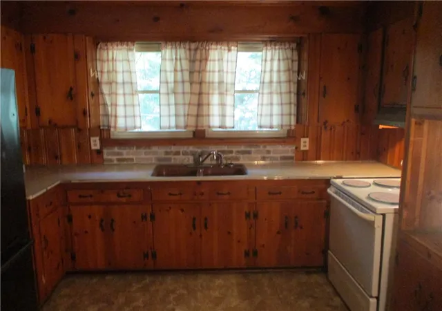 Photo 3 of Single family home for sale at 109 Crawford Dr, Belton, SC 29627 | MLS# 20302498 | Listing updated on 2026-09-02