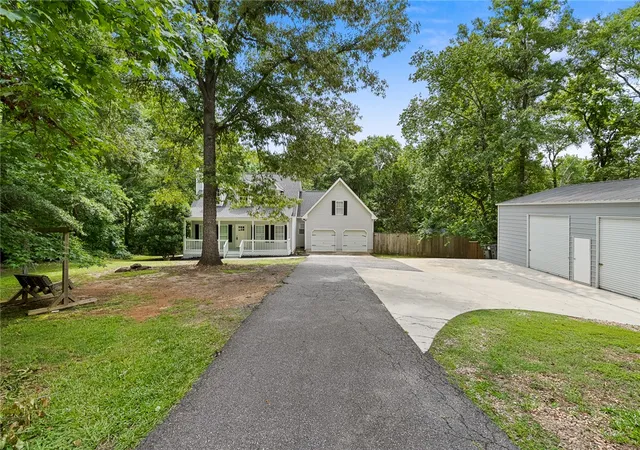 Photo 4 of Single family home for sale at 162 Cleveland Rd, Honea Path, SC 29654 | MLS# 20302592 | Listing updated on 2026-09-12