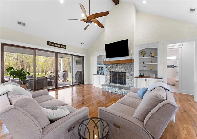 Photo 3 of Sale Pending at 209 Waterfront Dr, Williamston, SC 29697 | MLS# 20302900 | Listing updated on 2026-09-01
