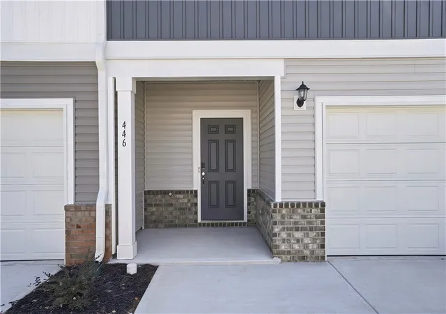 Photo 3 of Townhouse for sale at 446 Blissful Ct, Taylors, SC 29687 | MLS# 20303171 | Listing updated on 2026-09-16