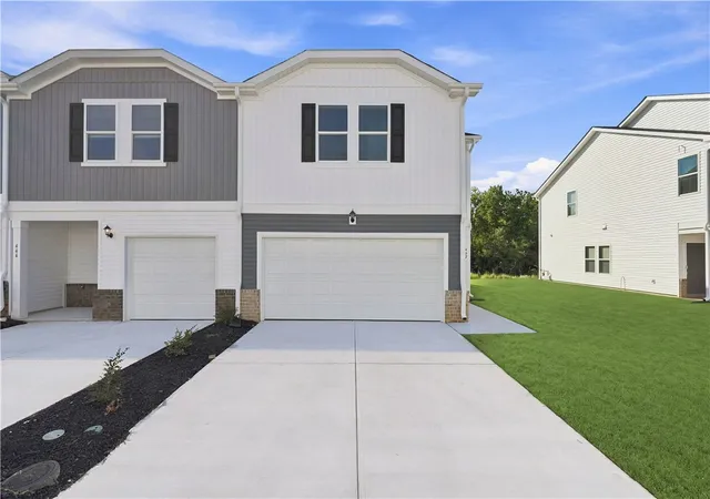 Photo 1 of Townhouse for sale at 442 Blissful Ct, Taylors, SC 29687 | MLS# 20303169 | Listing updated on 2026-09-14