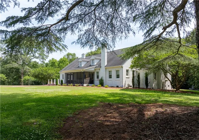 Photo 1 of Single family home for sale at 318 Gassaway St, Central, SC 29630 | MLS# 20302127 | Listing updated on 2026-09-10