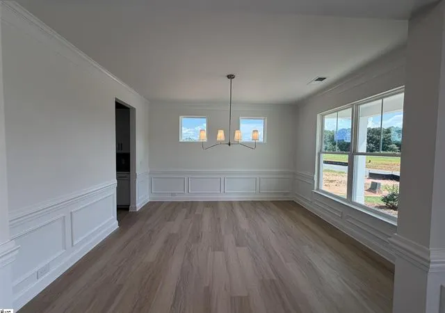 Photo 3 of Single family home for sale at 194 Kayfield Farms Dr, Anderson, SC 29621 | MLS# 20303444 | Listing updated on 2026-09-12