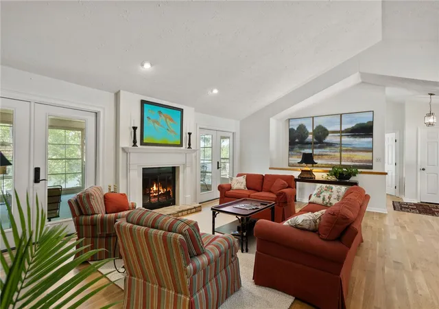 Photo 3 of Single family home for sale at 429 Long Reach Dr, Salem, SC 29676 | MLS# 20303466 | Listing updated on 2026-09-14