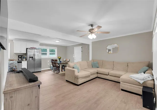 Photo 3 of Sale Pending at 303 Pennelly St, Anderson, SC 29626 | MLS# 20303601 | Listing updated on 2026-08-31