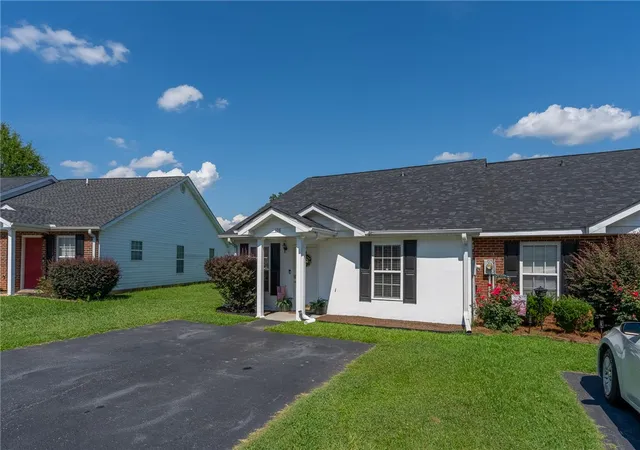 Photo 1 of Townhouse for sale at 108 Pender Row Cir, Ninety Six, SC 29666 | MLS# 20303651 | Listing updated on 2026-09-11