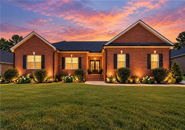 Photo 1 of Single family home for sale at 105 Bonaire Pointe, Anderson, SC 29621 | MLS# 20303701 | Listing updated on 2026-09-15