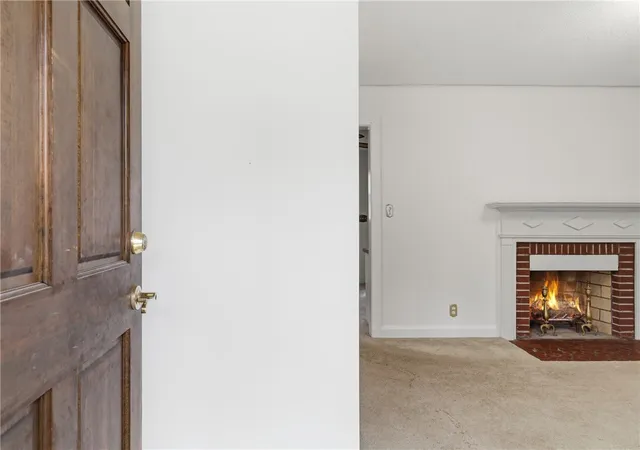 Photo 3 of Sale Pending at 126 W Circle Ave, Greenville, SC 29607 | MLS# 20303917 | Listing updated on 2026-09-15