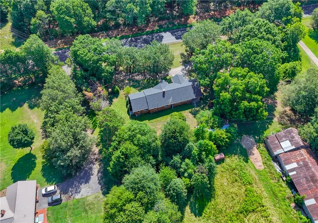 Photo 4 of Single family home for sale at 13016 Highway 20, Belton, SC 29627 | MLS# 20304040 | Listing updated on 2026-09-13