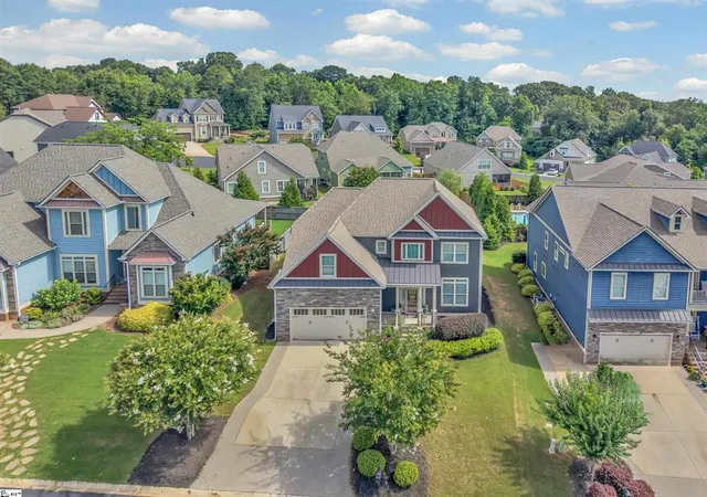 Photo 2 of Single family home for sale at 203 Boulder Dr, Piedmont, SC 29673 | MLS# 20304240 | Listing updated on 2026-09-10