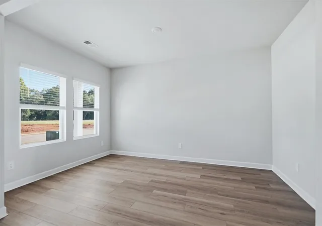Photo 3 of Single family home for sale at 1024 Southwell Dr, Anderson, SC 29624 | MLS# 20303982 | Listing updated on 2026-10-26