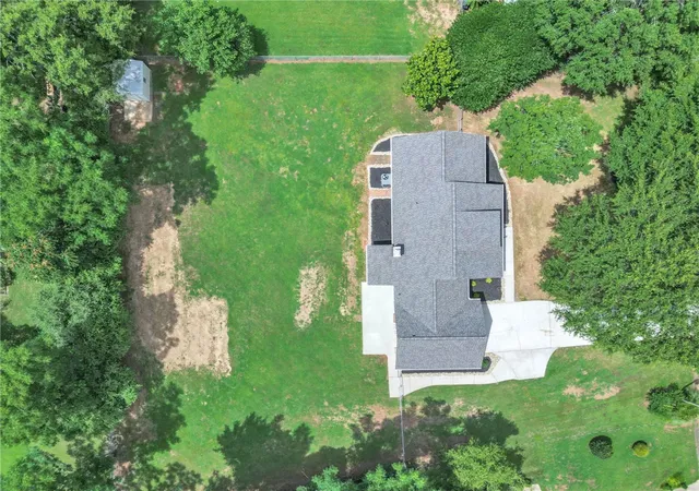 Photo 2 of Sale Pending at 212 Galerie Dr, Easley, SC 29642 | MLS# 20304049 | Listing updated on 2026-09-06