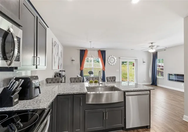 Photo 3 of Single family home for sale at 218 Rosewood Cir, Duncan, SC 29334 | MLS# 20304839 | Listing updated on 2026-10-01