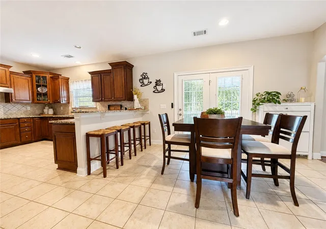 Photo 2 of Single family home for sale at 17 Fawn Hl Dr, Anderson, SC 29621 | MLS# 20305069 | Listing updated on 2026-10-15