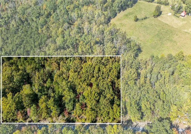 Photo 4 of Land for sale at 1140 Packs Mountain Ridge Rd, Taylors, SC 29687 | MLS# 20305508 | Listing updated on 2026-10-21