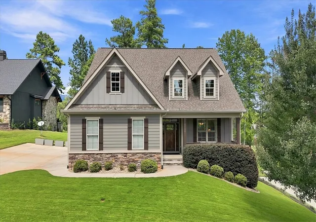Photo 1 of Single family home for sale at 10 Ryder Cup Dr, Travelers Rest, SC 29690 | MLS# 20305464 | Listing updated on 2026-09-04