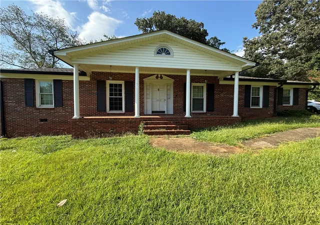 1st image of 1603 Cherokee Dr, Seneca, SC 29672 | MLS# 20305614