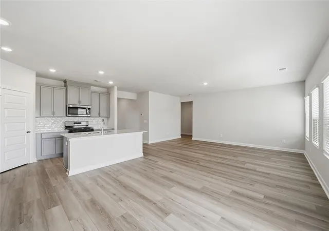 Photo 3 of Single family home for sale at 131 Gibbon Way, Gray Court, SC 29645 | MLS# 20305169 | Listing updated on 2026-09-16